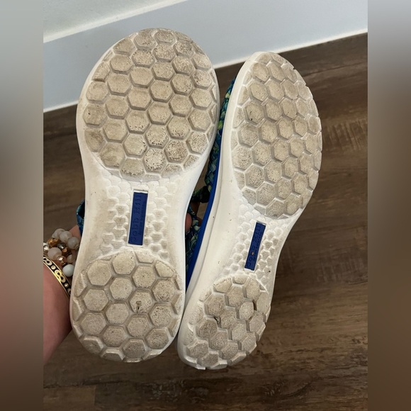 Cobb Hill by New Balance Blue and Green Sneakers size 9 - Picture 5 of 6